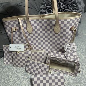 Daisy Rose Handbag Bundle